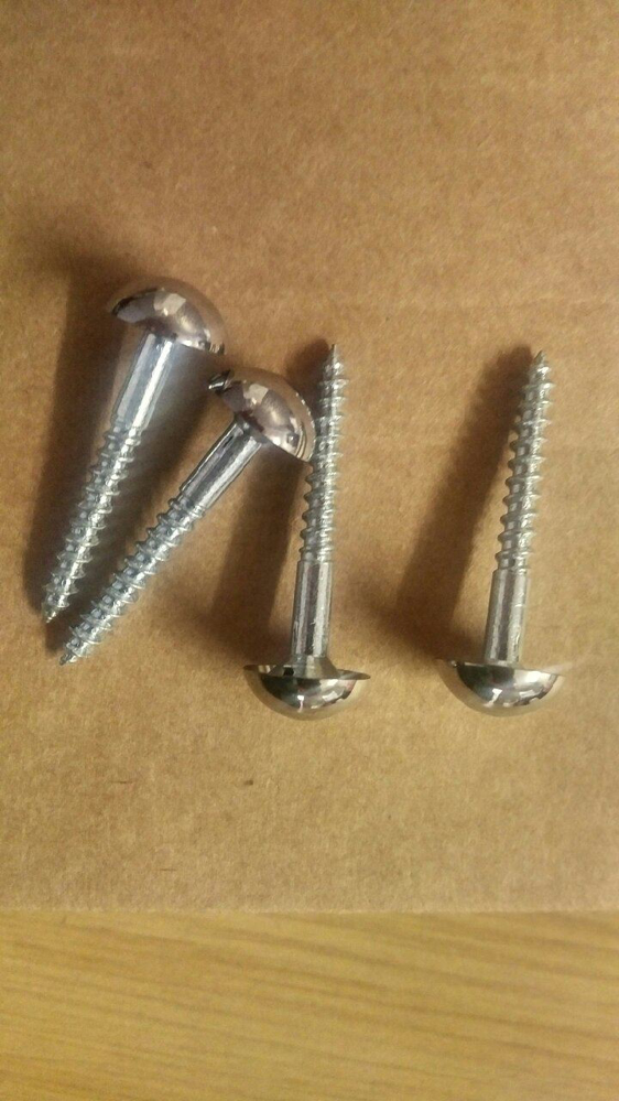 Picture of 4 Mirror screws