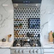 Picture of Classic Quatrefoil Mirror Splashback