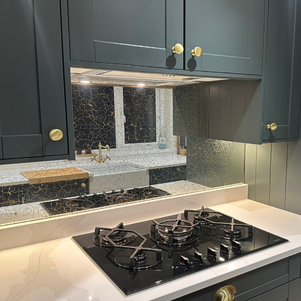 Picture of Gold Vein Mirror Splashback
